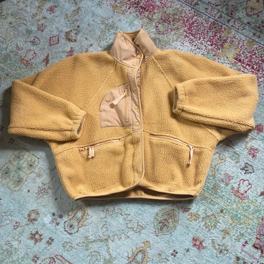 Free People hit the slopes jacket, size XS.